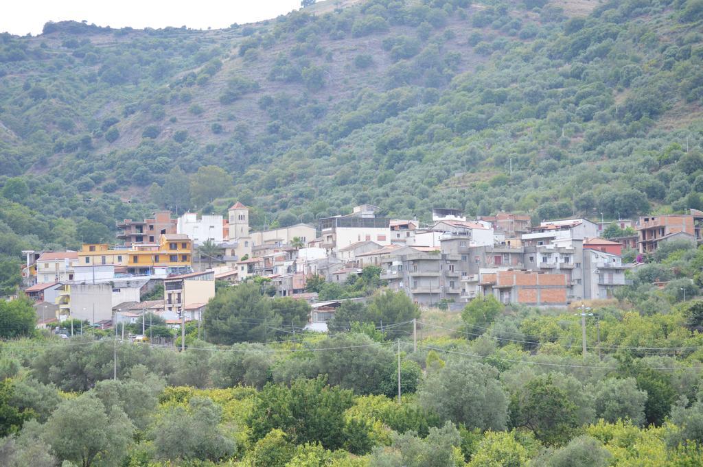 Apartamento La Casa Di Giulia Forza dʼAgro Exterior foto